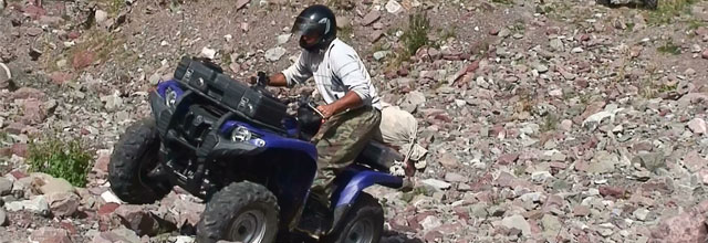 4x4 offroad ATV Adventure tour from Kyrgyzstan in the Taklamakan desert (China)